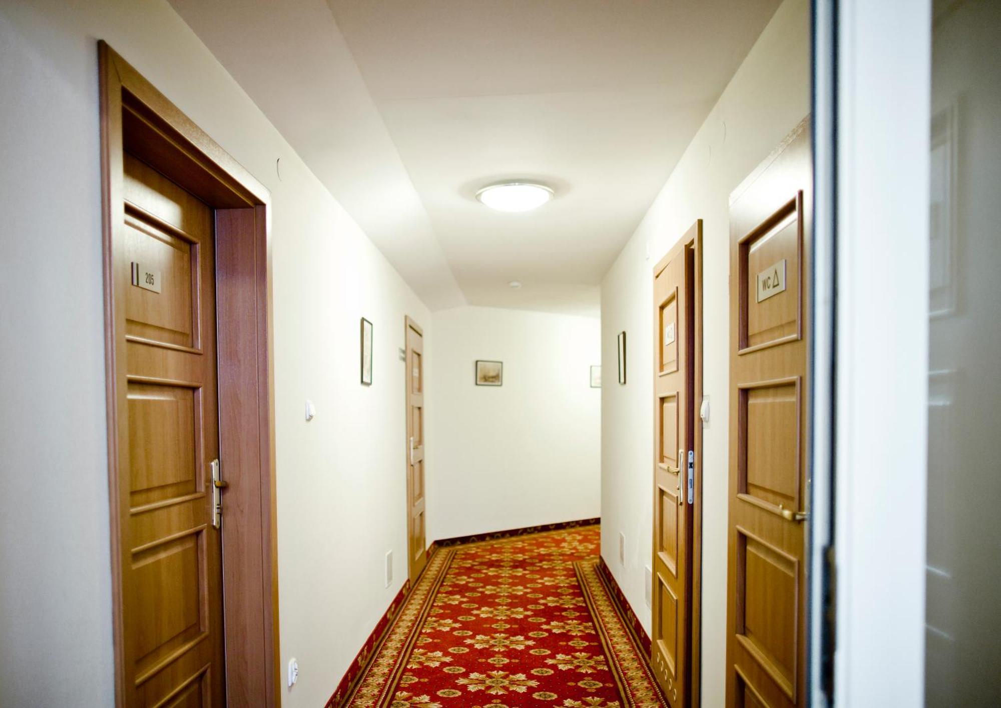 Hotel Relaks Wola Ducka Exterior photo