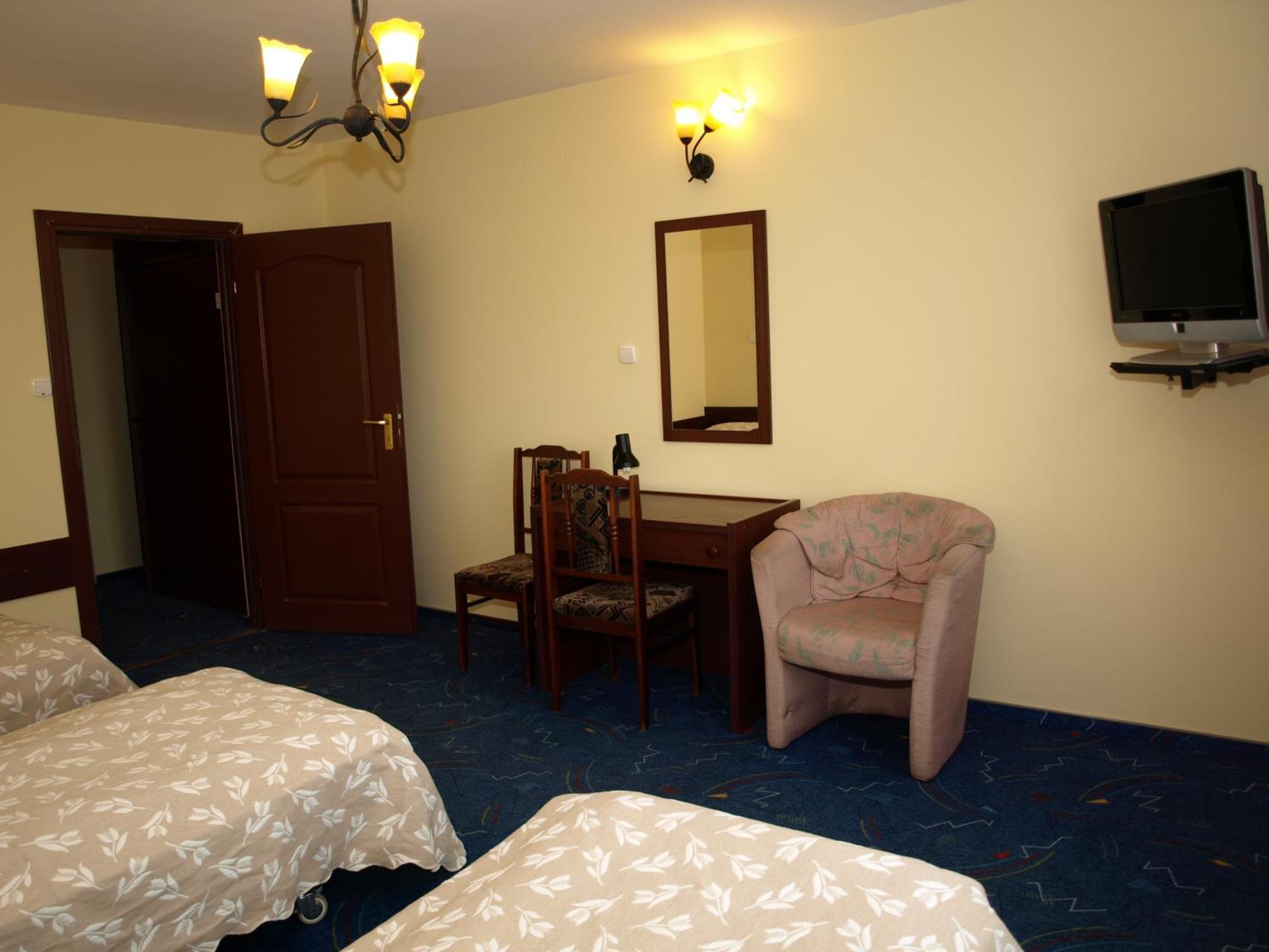 Hotel Relaks Wola Ducka Exterior photo